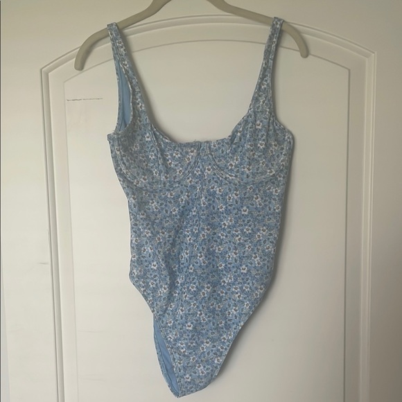 Abercrombie Blue Floral Swimsuit - Picture 2 of 4